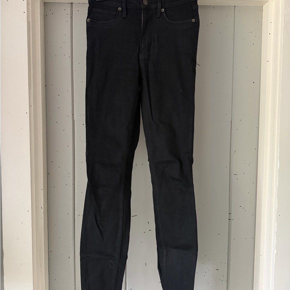 Guess Women's Skinny Jeans - Black